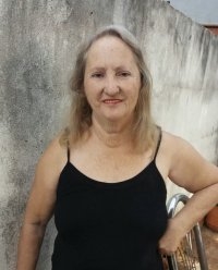 JULIA DE OLIVEIRA ARO